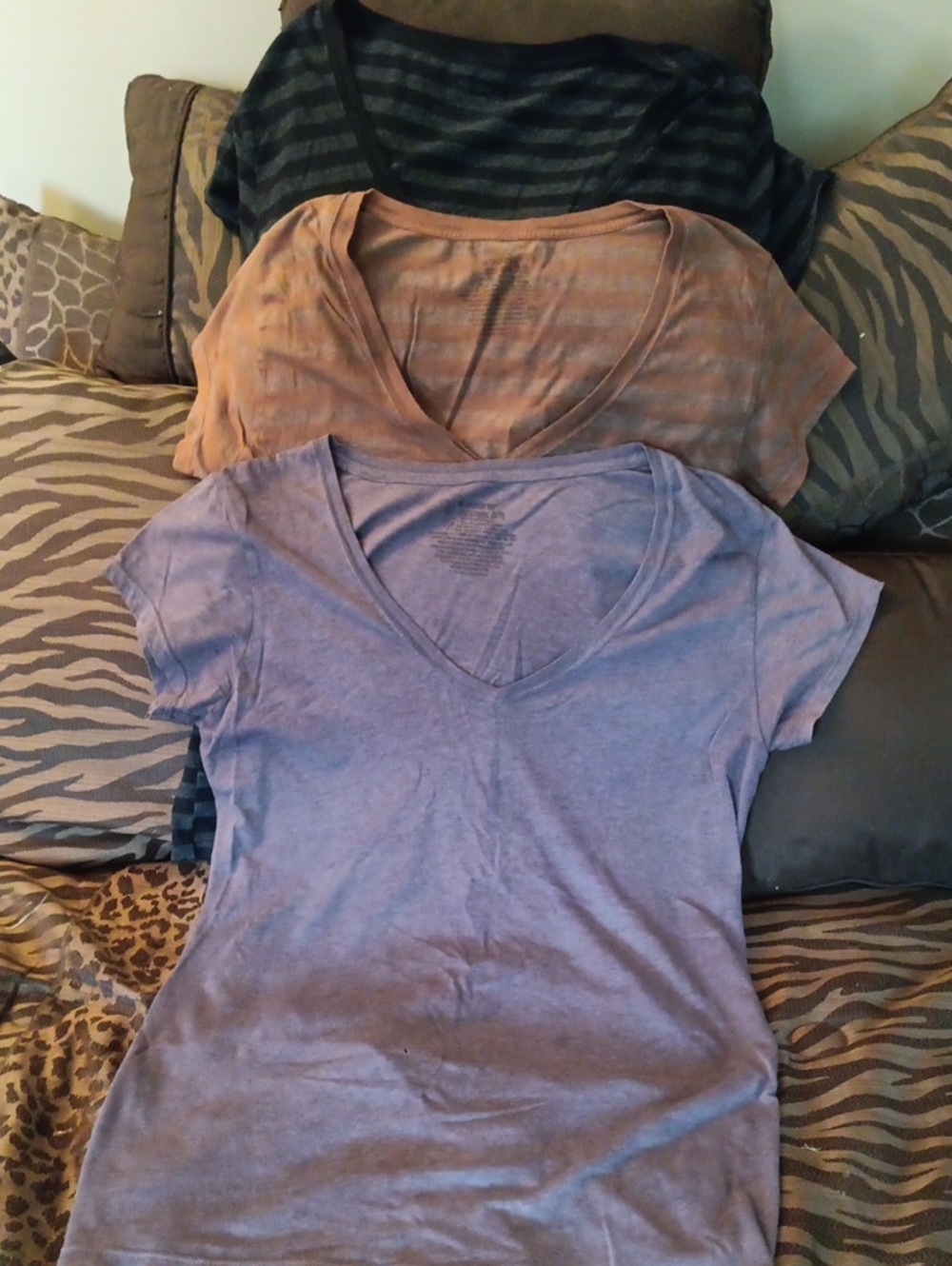 No Boundaries Lavender V-Neck Short Sleeve Tunic